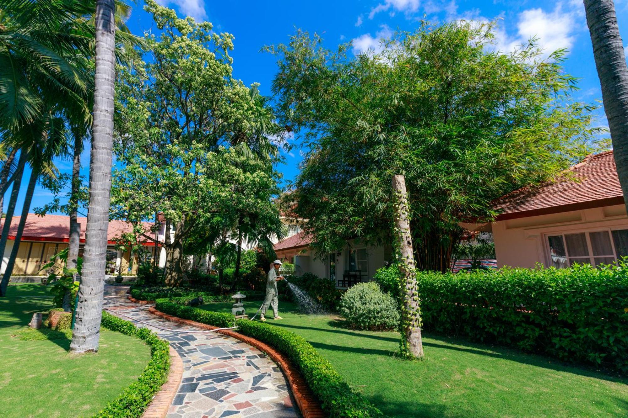 Swiss Village Resort y Spa Mui Ne Exterior foto